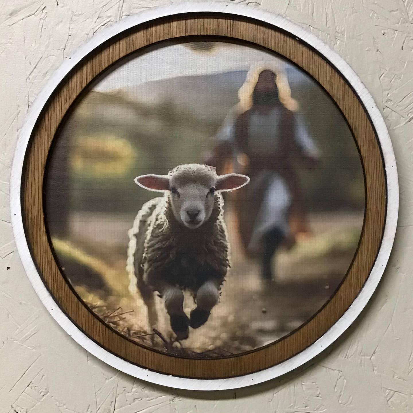 LOC - Good Shepherd Running After the Lost Lamb Round