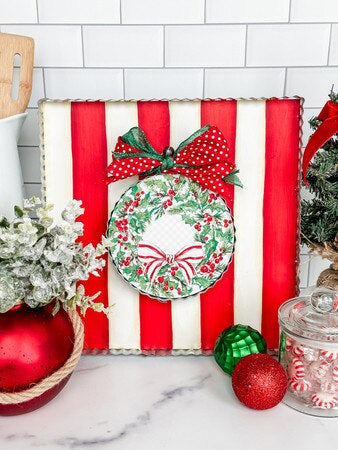 Decor RTC - Red & White Striped Gallery Display Board