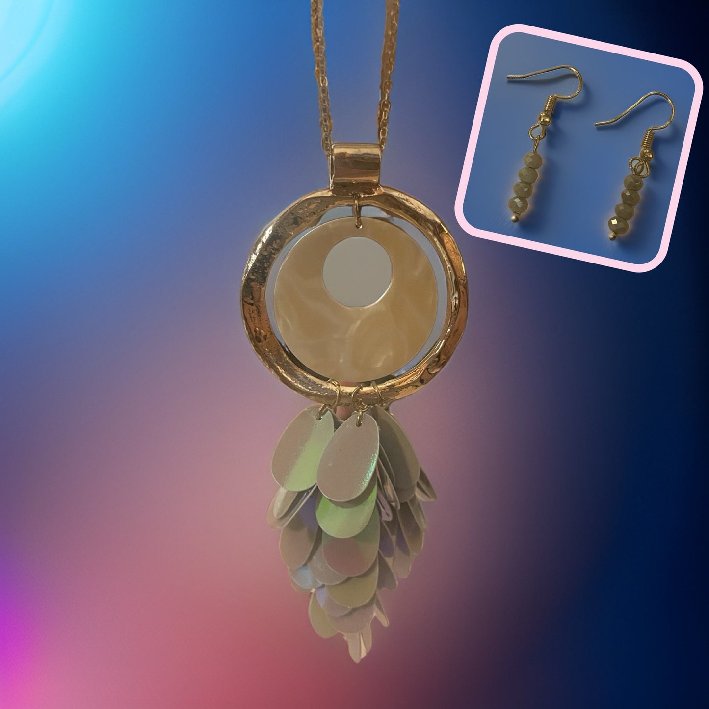 Hammered Gold Ring Pendant with Resin & Sequin Tassel Necklace & Earring Set - Available in 4 colors
