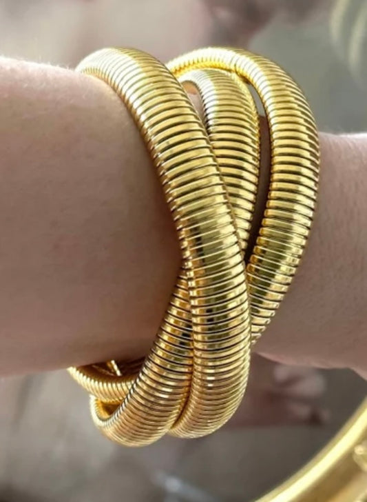 Herringbone Coiled Chain Bracelet in Gold