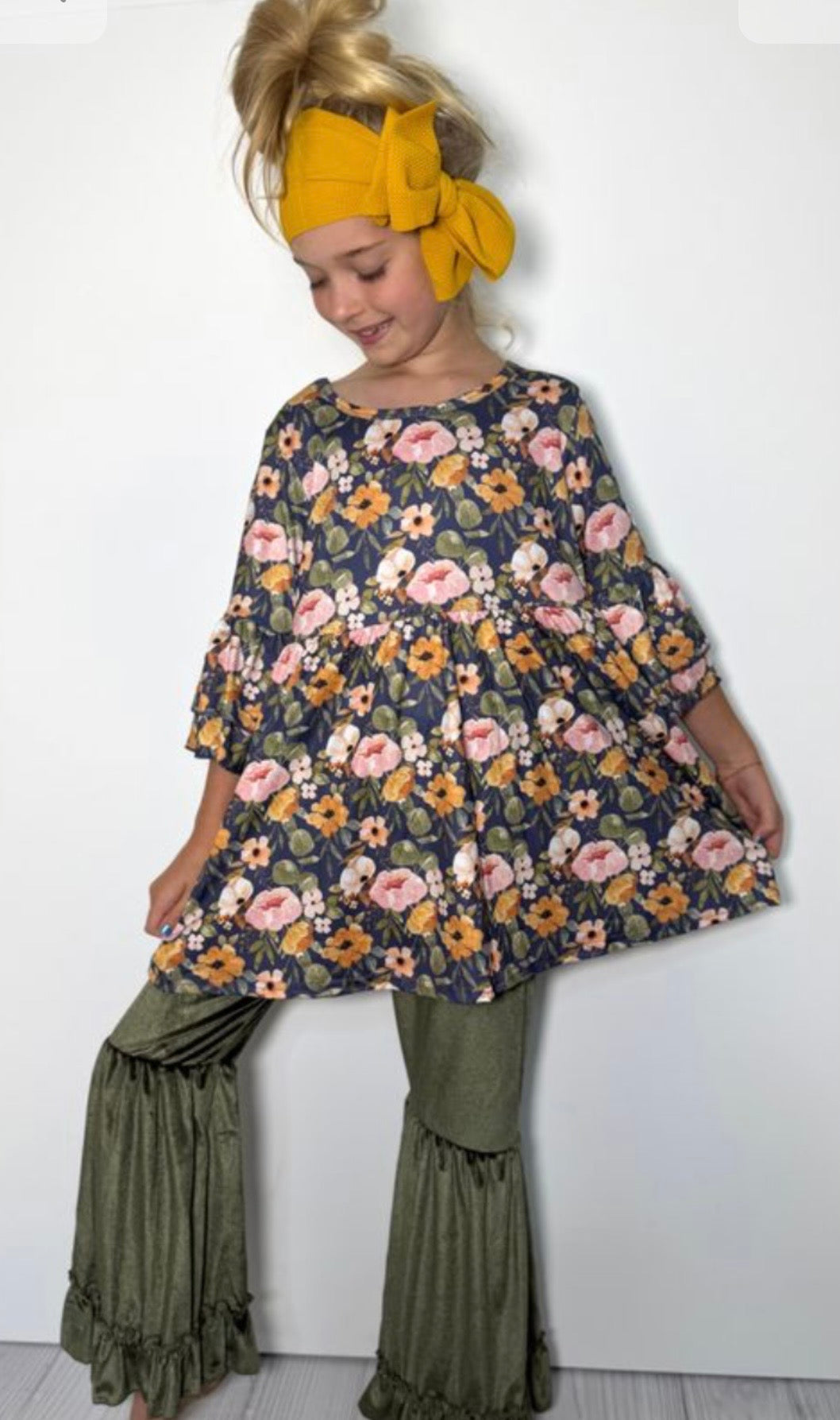 Clothing for Toddler Girl - Navy Wispy Floral Girls Set