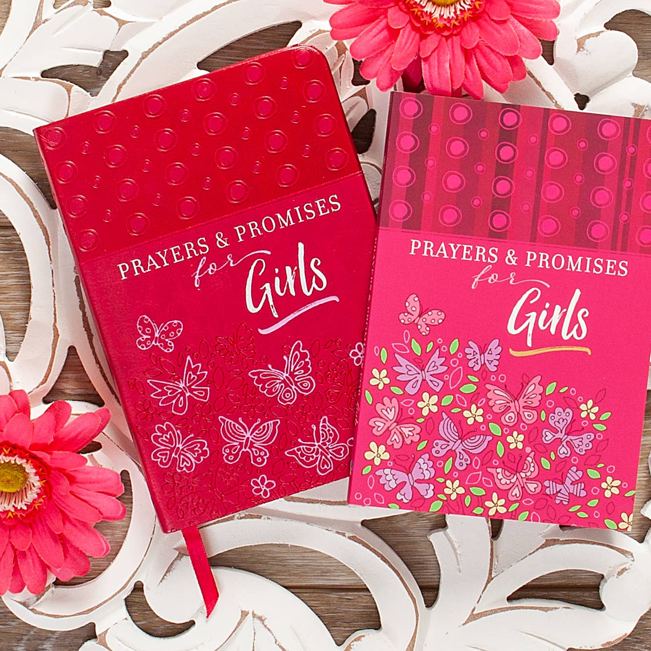 Prayers & Promises For Girls (Softcover Devotional)