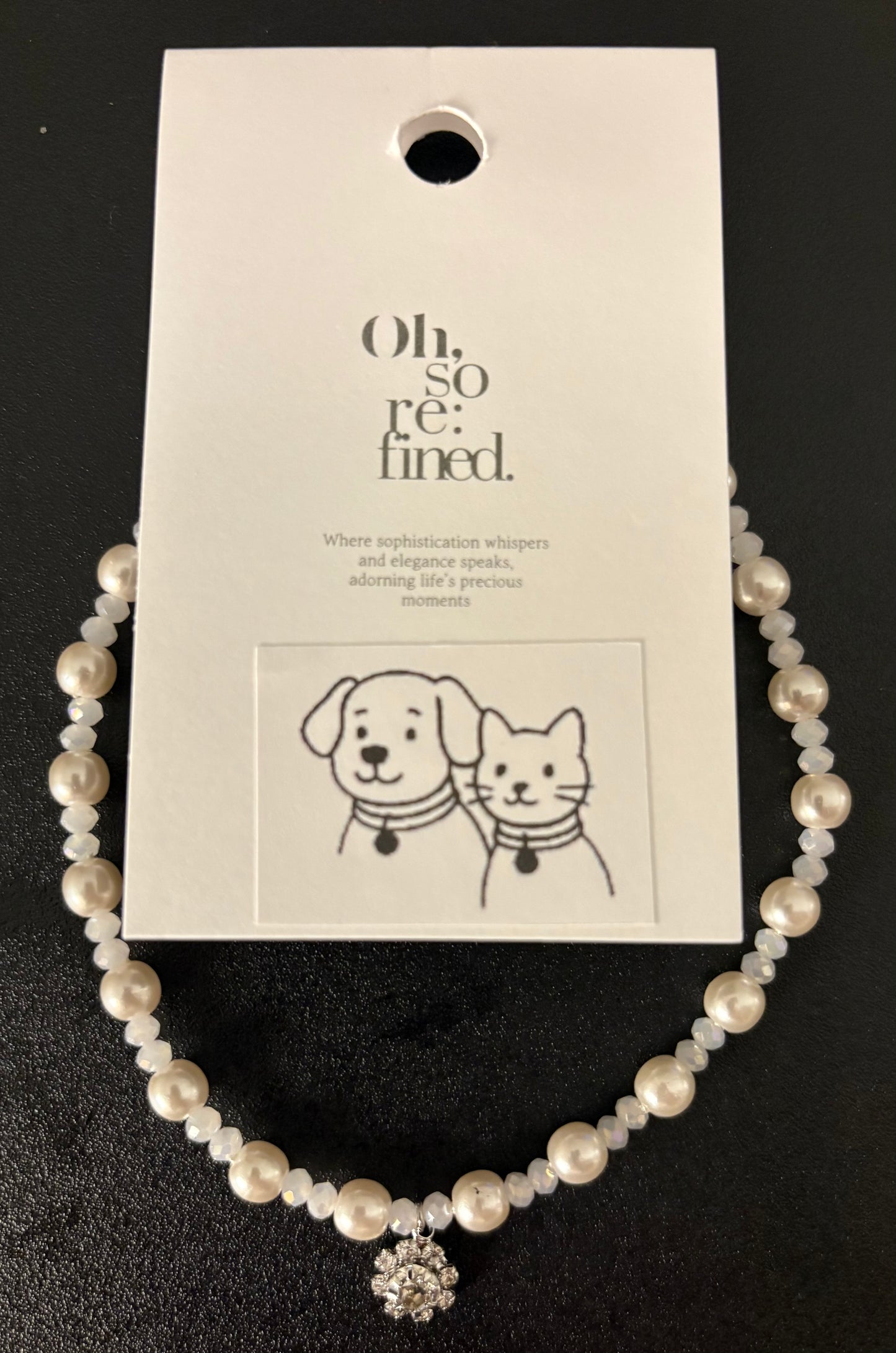 Pearl Necklace / Collar with rhinestone pendant surrounded by smaller rhinestones for Pet Dog or Cat