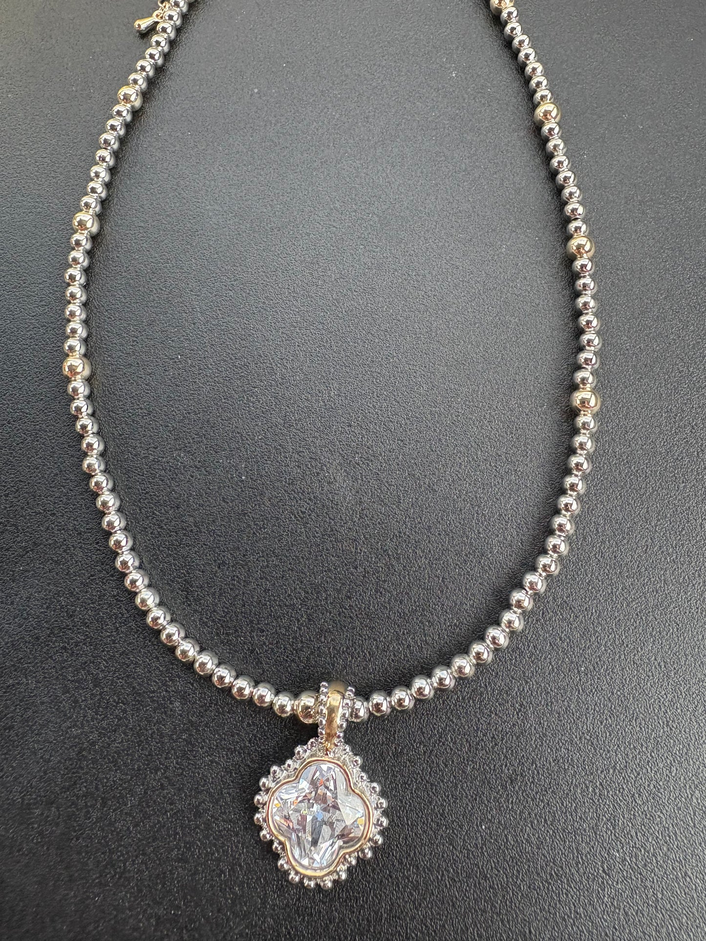 14 KG Plated Cubic Zirconia Clover Pendant Beaded Necklace