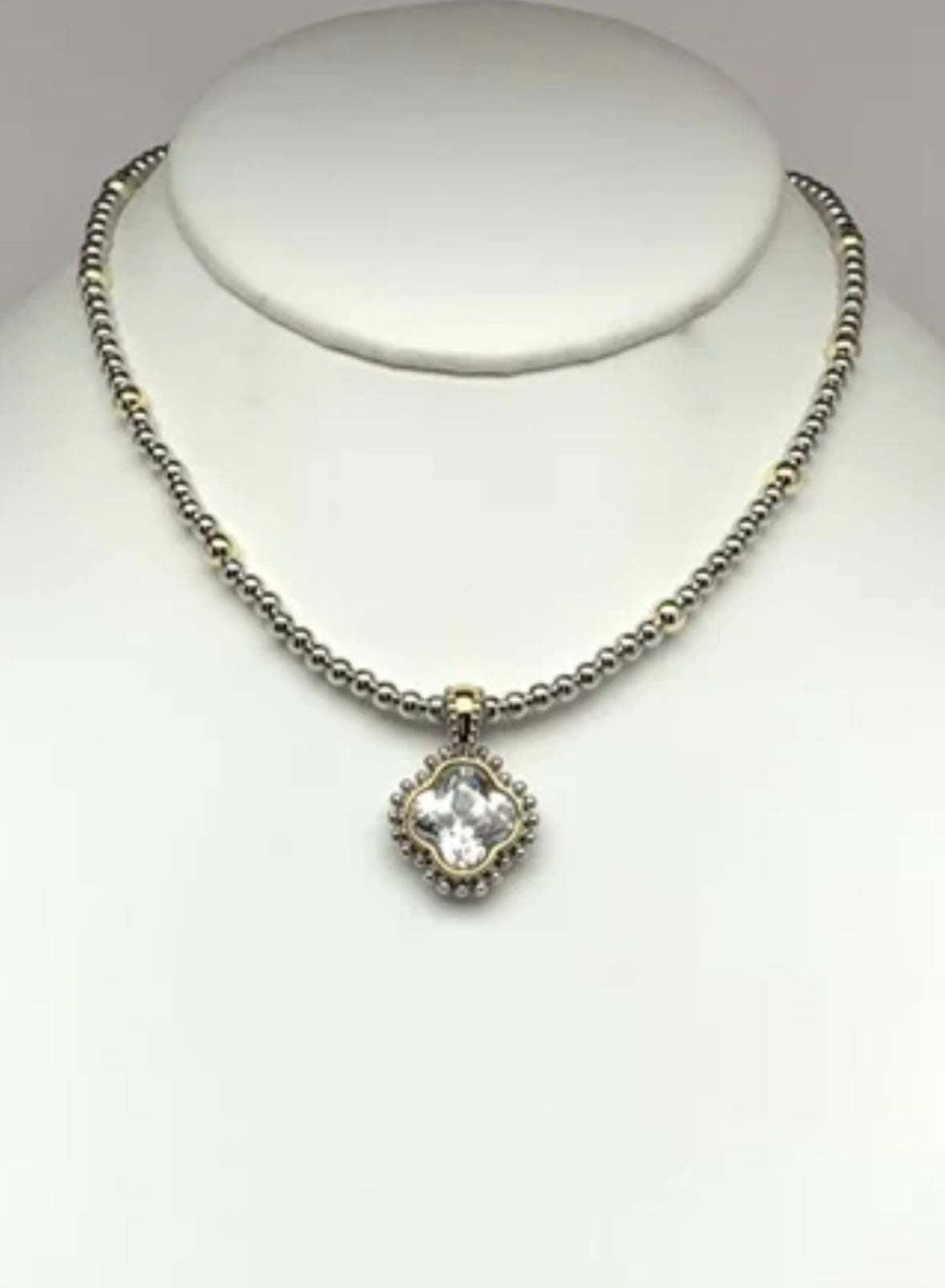 14 KG Plated Cubic Zirconia Clover Pendant Beaded Necklace