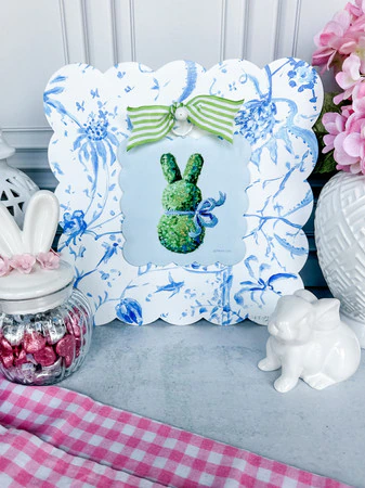 Decor - RTC Mini Scallop Blue Boxwood Bunny