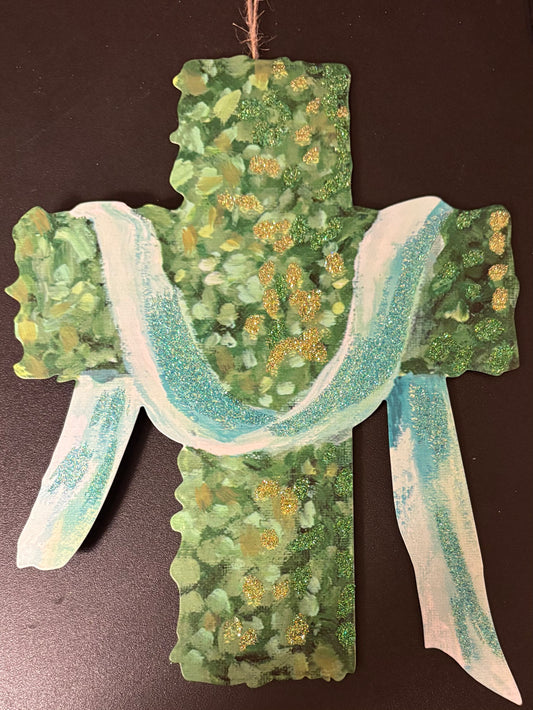 Decor - RTC Gallery Boxwood Cross available in 3 colors