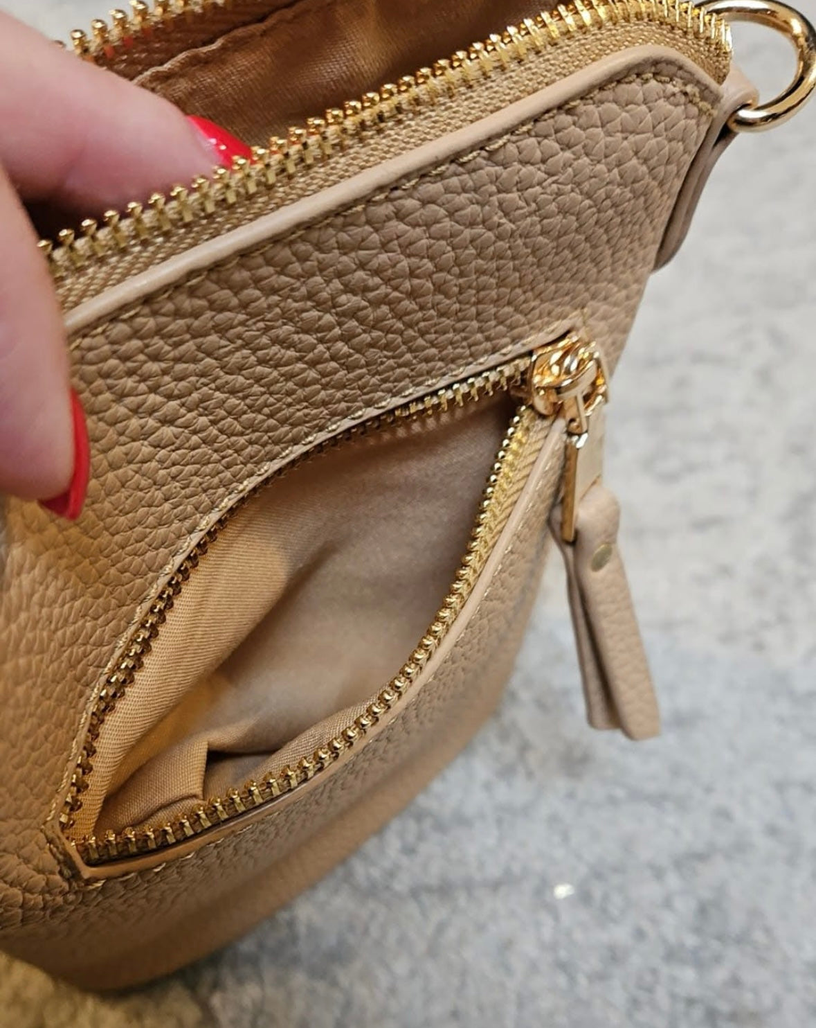 Handbag - Zippered Message Bag  / Medium Crossbody / Pocketbook Purse - available in multiple colors 